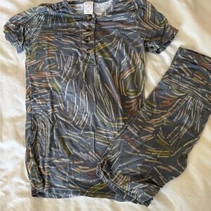 Lou Lou & Company Kids Pajama Set - size 4/5T